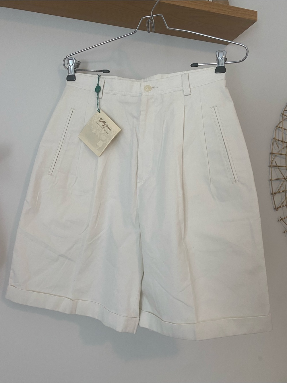 Vintage 100% Cotton Bobby Jones women’s Pleated Shorts